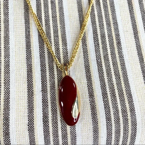 Vintage Sarah Coventry Gold & Maroon Necklace - Picture 5 of 7